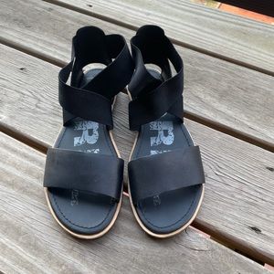 Sorel Black strap Sandal